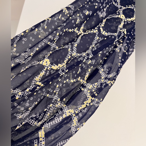 DVF Diane von Furstenberg blue print wrap dress sheer sleeves 6 - Picture 6 of 8